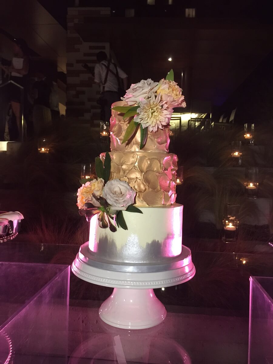 Austin Wedding Cakes - Simon Lee Bakery - Serving Austin, Texas since 1996